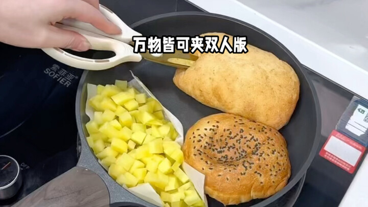 Menggoda sampai pengen ngebanting dinding! Burger keju dengan potongan daging sapi butter bawang put