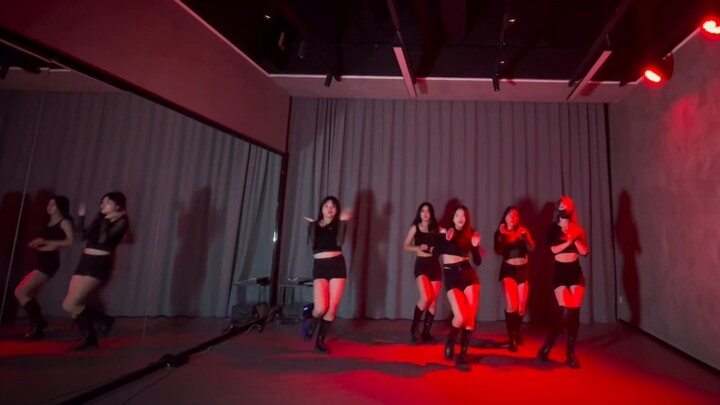 Lebih cepat dari seorang gadis, Nxde melakukan cover dance di ruang latihan lagu lengkap [(G)I-DLE]