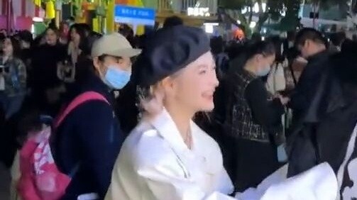 Tôi nghi ngờ bạn gái tôi có bạn trai