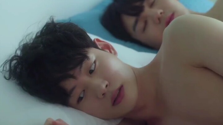 [Mr heart] The senior went to the wrong room and got into the bed of the junior who had a crush on h