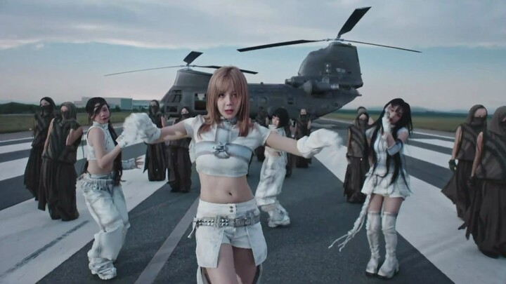 I feel both Bao Gui and Miao fell short this time—one has choreography that doesn’t match the song, 