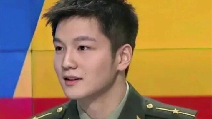 Bát Nhất Béo chắc chắn là đứa trẻ hạnh phúc nhất, được ông cưng, bố yêu, anh trai chiều! Từ thần đồn