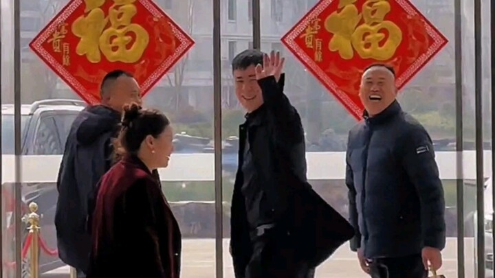 “Chỉ khi có em, anh mới là đứa trẻ”