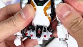 Vũ trụ đang tới! ! "Mặt nạ lắp ráp Kamen Rider Fourze Bandai FRS"
