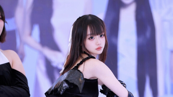 سأجعلك بين يديّ في لمح البصر – نسخة Abracadabra من Meovv