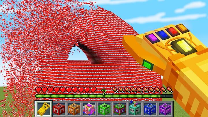 Minecraft but there's Infinity TNT