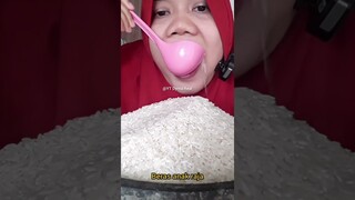 DYMA |ASMR RAW RICE EATING |Makan Beras | asmrrawriceeating| #asmrsounds  #asmr #shorts #mukbang