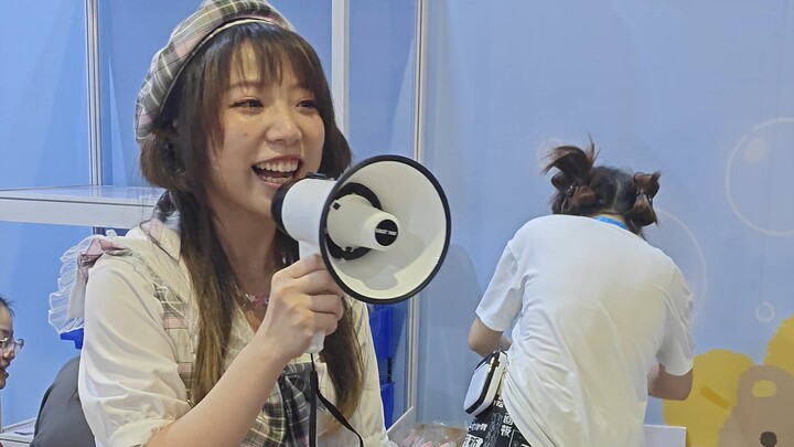 【จ้าวเสี่ยวซวง】ให้อาหารเกลือ 729 ถุง!