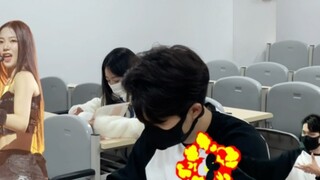 "Về nội tâm của người dân Zaoba Kpop"