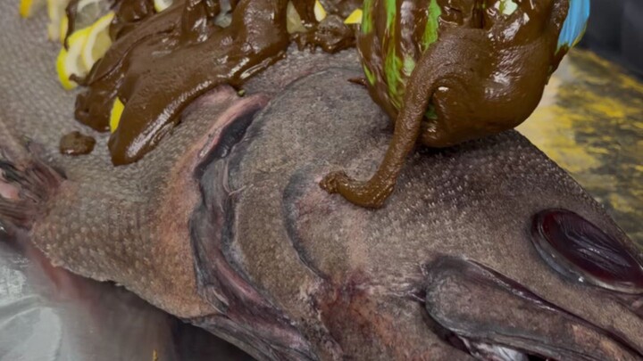 Nghe nói ăn xong mông cá dầu sẽ bị rò dầu? Tự nhiên chảy dầu ư? Hôm nay nhất định phải kiểm chứng!