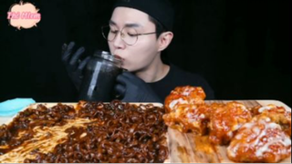 Mì sốt tương đen và đồ chiên phần 5 #mukbang