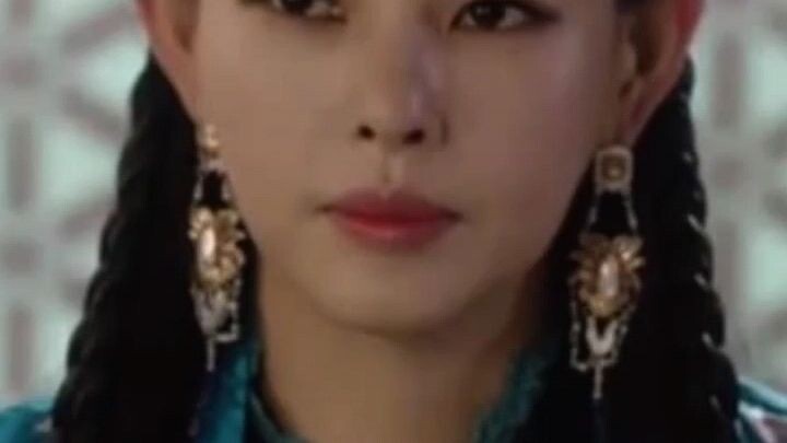 lee hanee 🥰 shine or go crazy 😘