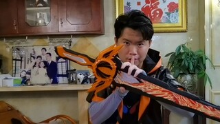 [Kamen Rider SABER] Thanh kiếm không dấu bằng nhựa mềm Phoenix là một thanh kiếm chống đỡ không thể 