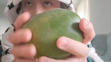 ASMR EATING SOUNDS - MANGO (NO TALKING) (1)