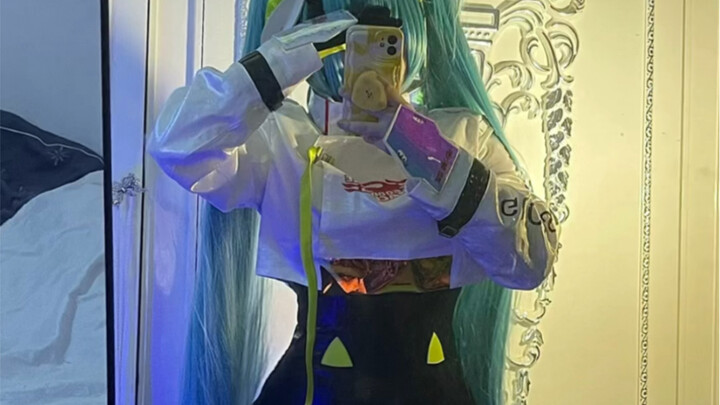 【Hatsune Miku cosplay】هل تريد أن تخوض منافسة مثيرة؟