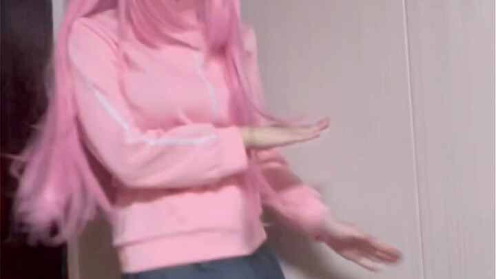 Senior Hiroi said that this is how rock dance is performed