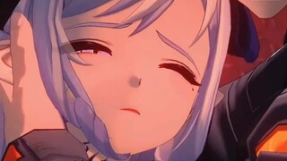 Dari ratu yang angkuh dan dingin menjadi penuh kasih sayang! Dan aku hanyalah seorang fangirl kecil 