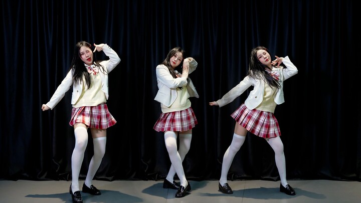 Straight up killer!! Hearts2Hearts' "rude"