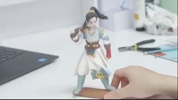 用粘土塑造电影完美世界中石膏的性格