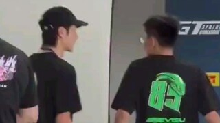 八五到位……签到，开跑