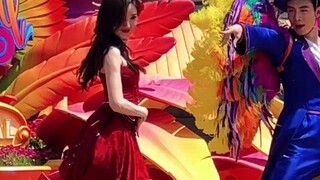 Mao Xiaotong丨Versi lengkap dari Tari Karnaval Musim Semi Universal Studios Beijing