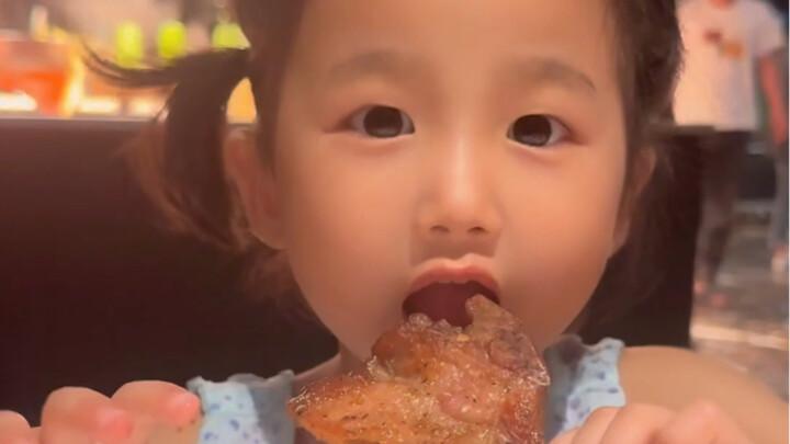 มาบุฟเฟต์ซีฟู้ดกินโจ๊กกับเส้นก๋วยเตี๋ยว