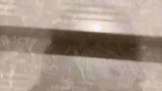 Thiếu chồng à? Tôi ở đây có sẵn một người đấy