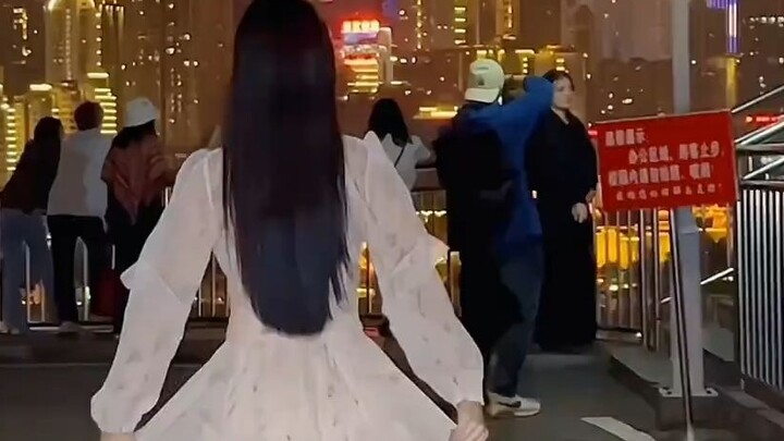 Lalaland~Using this bgm in Chongqing!