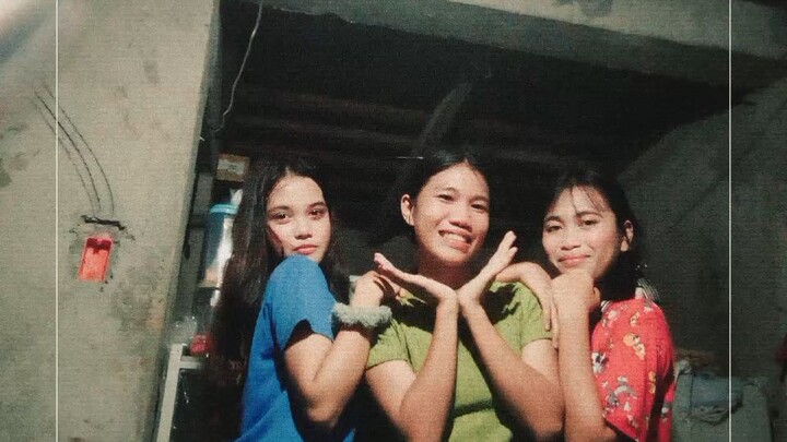 the trio 💙💚❤️