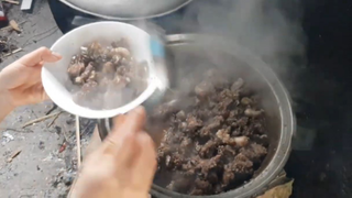 Thịt Chó Đủ Món Đặc Sản Miền Trung Ở Ngày Dỗ Ở Quê