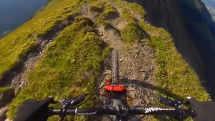 Hãy bỏ gánh nặng xuống, đạp xe và theo đuổi ước mơ của bạn.