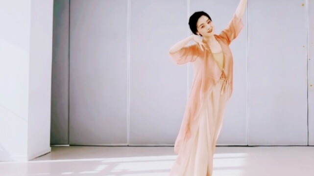 นาฏศิลป์คลาสสิก｜"Lord in the Clouds" (ผลงานของครู Sitong｜การฝึกฝนเบื้องต้น)