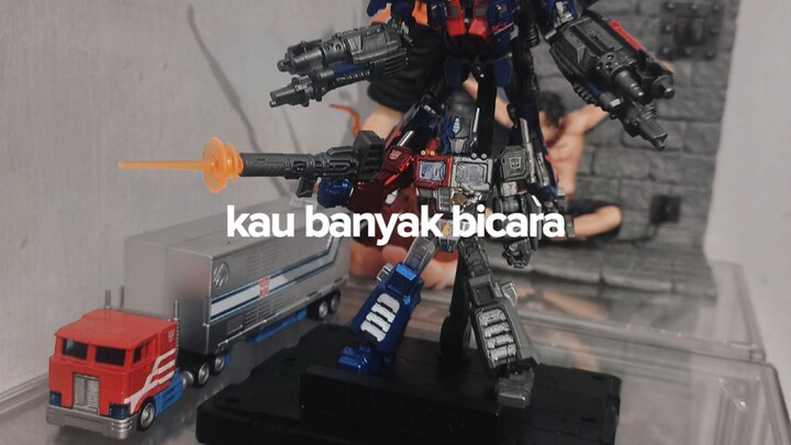 optimus prime blokees