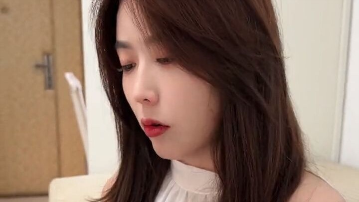 In the end, she begged me for half a day, but I still didn't give her the password...