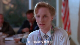 光明驱散黑暗，神明降临人间，你出现在我的世界，将成为我永恒的救赎。#治愈电影推荐 #反对校园霸凌 #谢谢你我阴暗世界的小太阳 #善良会遇见善良 #触及真心