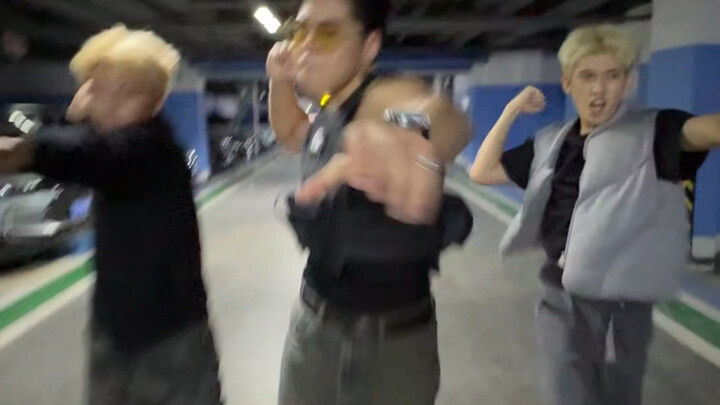 Grinning Teeth Dance 5.0 (Special Agent Version) #Heartless Electrician #Grinning Teeth Music #Grinn