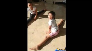 Mga batang flexible, ang gagaling magsplit grabe 😲😲😲