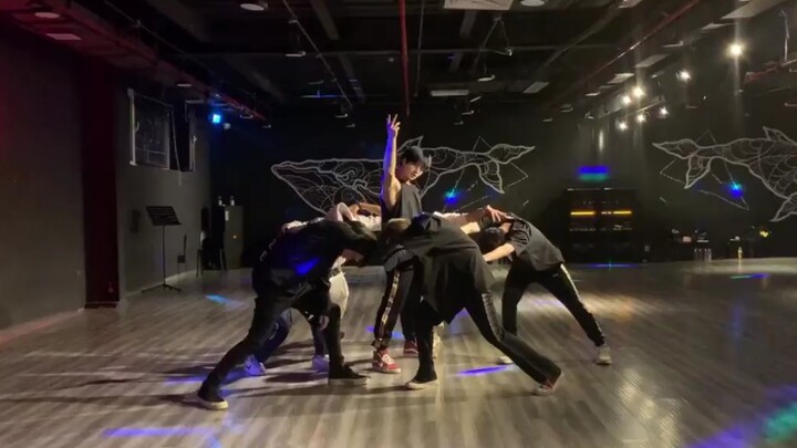 【李振宁】翻跳 血汗泪+FAKE LOVE - BTS (练习室版cover）