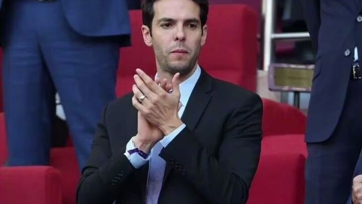 กาก้าอายุ 40 ปี ฟอร์มยังหล่อเหลาสุดๆ!