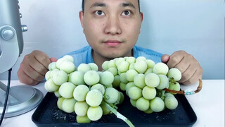 Challenge: Eating 4kg Shine Muscat! ASMR