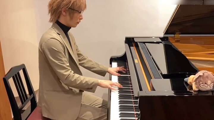 Cosplay chơi bài hát chủ đề Thám Tử Lừng Danh Conan [Akai Shuichi's Piano Studio]