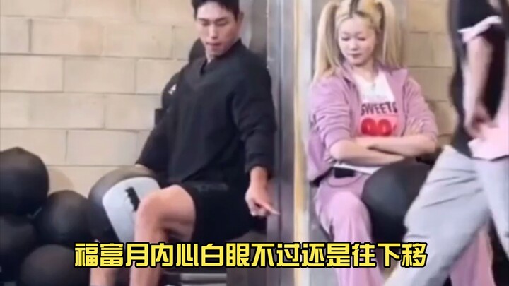 Ternyata pacar Park Ji-hyo, Yoon Sung-bin, adalah atlet yang tak hanya kalah dalam gerakan squat dar