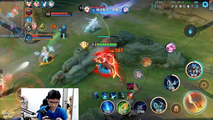 เจาะผ่านกำแพงแล้วจัดการซีเลนด้วยศอก