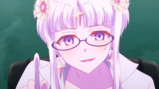 "The goddess has changed her clothes again, and she still looks good"