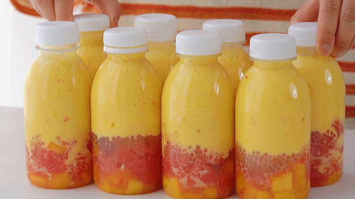 Chinese desert- Chilled Mango Sago Cream with Pomelo
