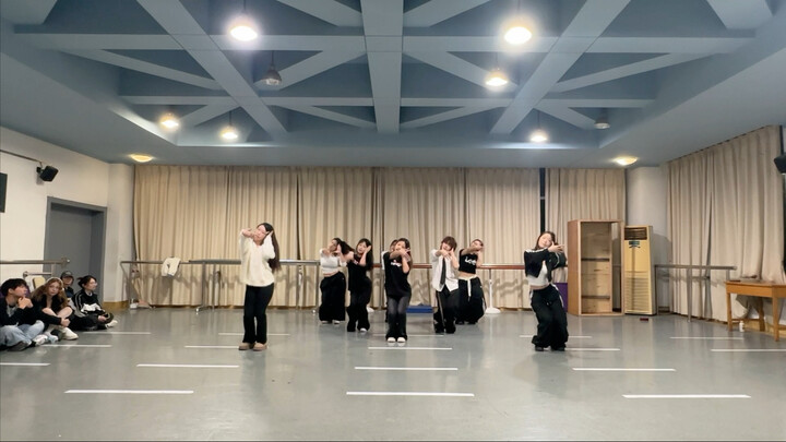 Lần đầu tiên kiểm duyệt mà nhảy thành thế này thì có qua được không?