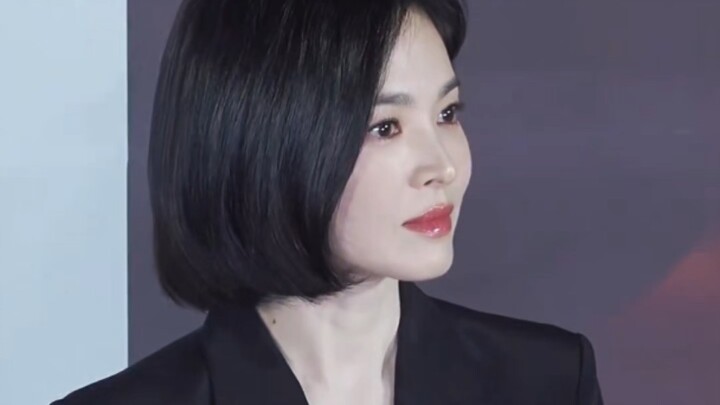 Hilarious! Who said South Korea only has two boxes of loose powder—one given to Song Hye-kyo and the