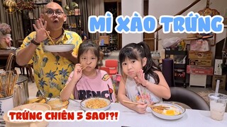 Vân Anh, Thùy Anh thèm mì xào, ba Color Man liền vào bếp nấu mà không cần bà xã trợ giúp!