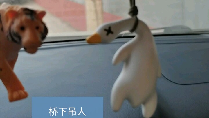 “ลูกศิษย์คนใหม่ที่เพิ่งรับเข้ามา ช่วยกดติดตามให้หน่อยนะ!”
