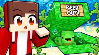 Maizen FOUND Mikey's 100% UNDERWATER Base in Minecraft! - Parody Story(JJ TV)